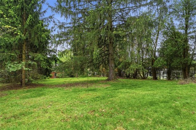 131 Manor Rd, Pine Twp, PA 15090