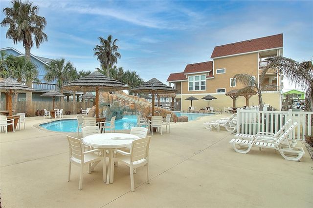 1813 S 11th St 606, Port Aransas, TX 78373