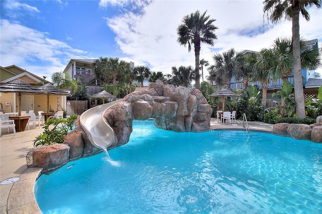 1813 S 11th St 606, Port Aransas, TX 78373