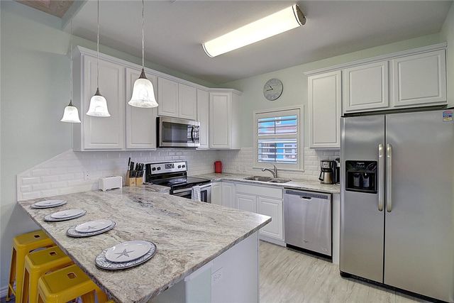 1813 S 11th St 606, Port Aransas, TX 78373