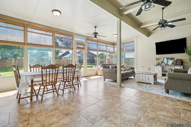 20718 Madison Ave, Livingston, LA 70754
