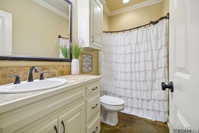 20718 Madison Ave, Livingston, LA 70754