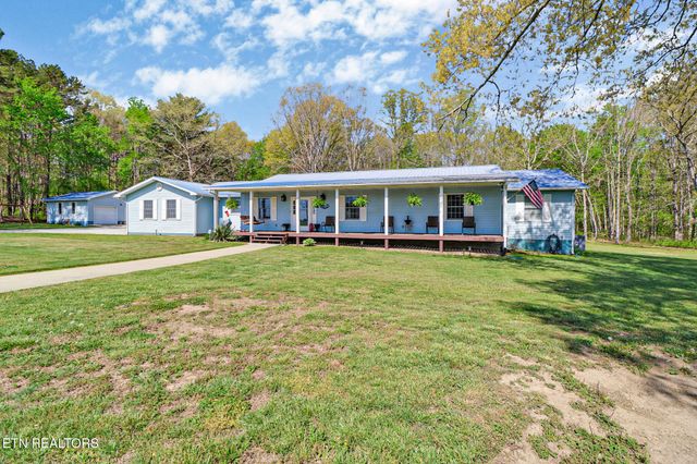 220 Old Gatewood Ford Rd, Jamestown, TN 38556