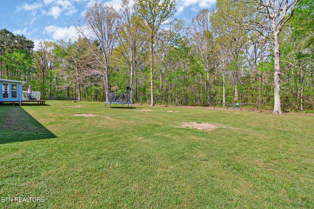 220 Old Gatewood Ford Rd, Jamestown, TN 38556