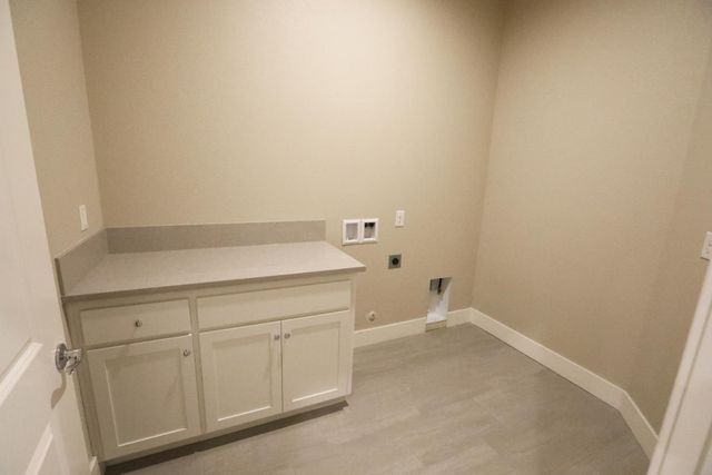 1241 Heavenly Cir, Stockton, CA 95209