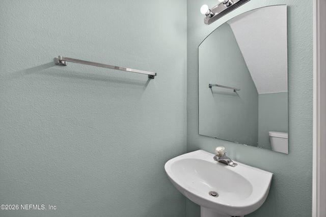 12311 KENSINGTON LAKES Drive 1106, Jacksonville, FL 32246