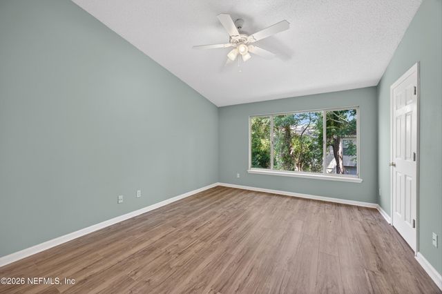 12311 KENSINGTON LAKES Drive 1106, Jacksonville, FL 32246