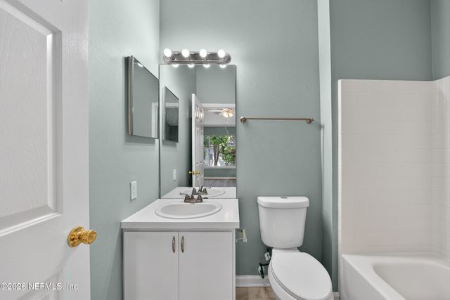 12311 KENSINGTON LAKES Drive 1106, Jacksonville, FL 32246