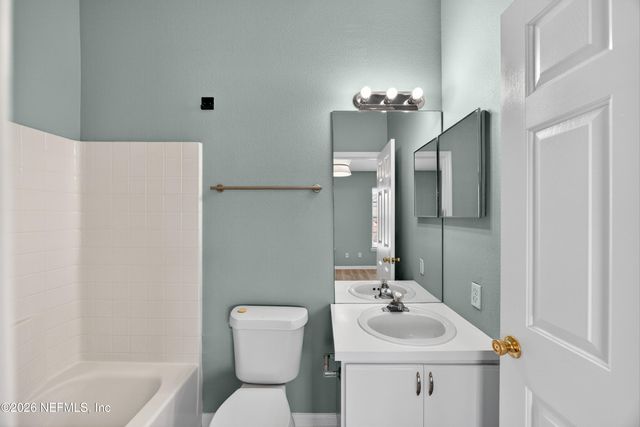 12311 KENSINGTON LAKES Drive 1106, Jacksonville, FL 32246