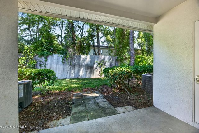 12311 KENSINGTON LAKES Drive 1106, Jacksonville, FL 32246