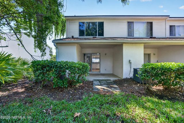 12311 KENSINGTON LAKES Drive 1106, Jacksonville, FL 32246