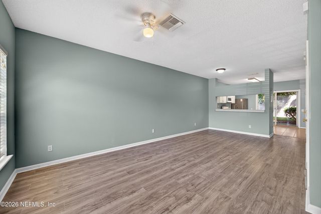 12311 KENSINGTON LAKES Drive 1106, Jacksonville, FL 32246