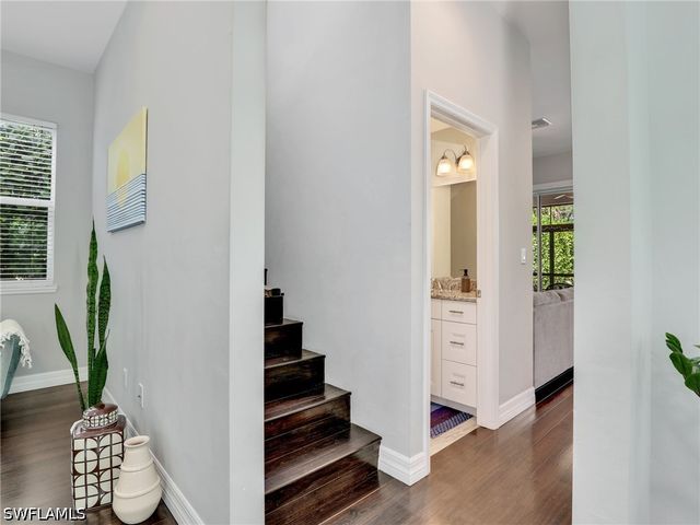 3037 Lunar ST, Naples, FL 34112