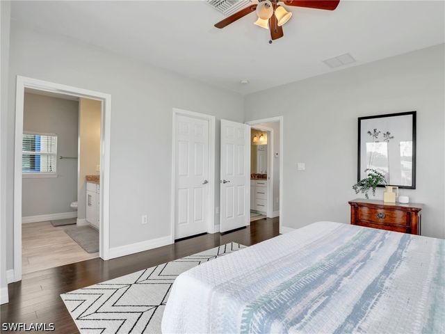 3037 Lunar ST, Naples, FL 34112