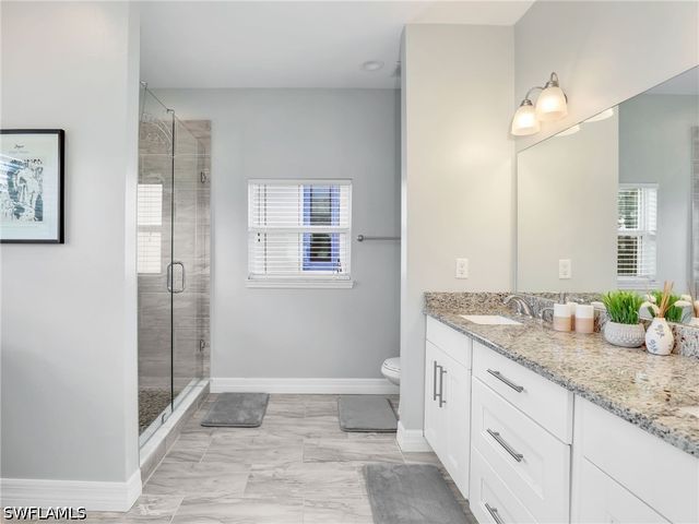 3037 Lunar ST, Naples, FL 34112
