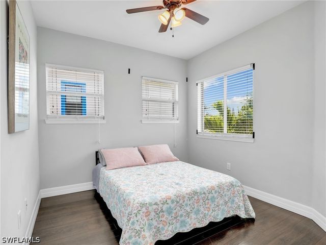 3037 Lunar ST, Naples, FL 34112