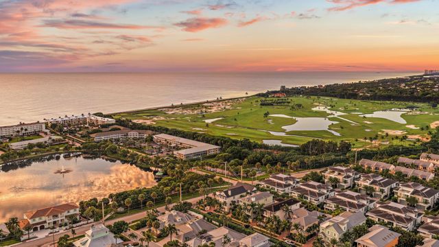 410 Old Towne Lane, Juno Beach, FL 33408