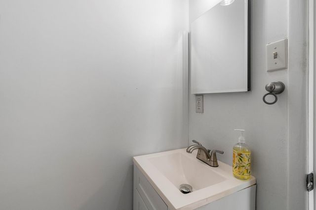 1215 PAYNE Ave, Austin, TX 78757