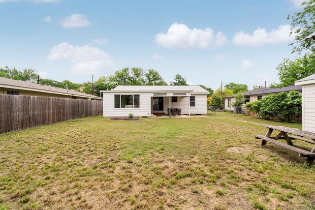 1215 PAYNE Ave, Austin, TX 78757