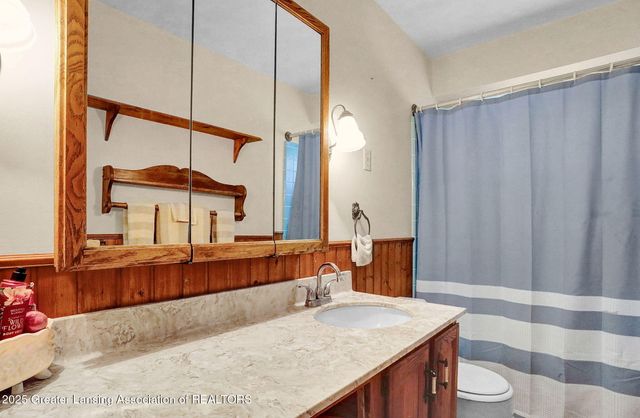 1661 Theresa Avenue, Dewitt, MI 48820