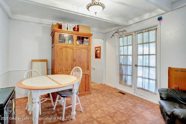 1661 Theresa Avenue, Dewitt, MI 48820