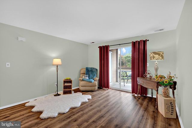 335 SILVIA ST, Ewing, NJ 08628