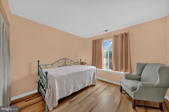 335 SILVIA ST, Ewing, NJ 08628