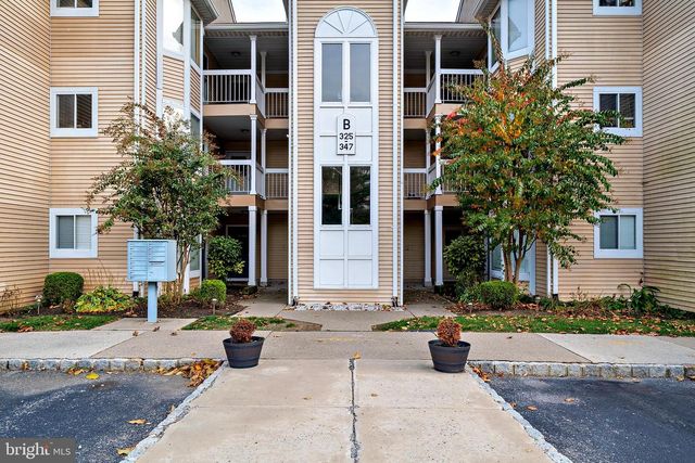 335 SILVIA ST, Ewing, NJ 08628