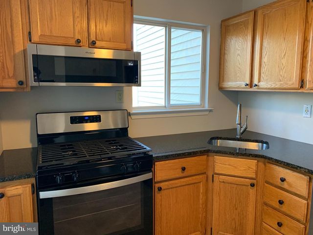 335 SILVIA ST, Ewing, NJ 08628