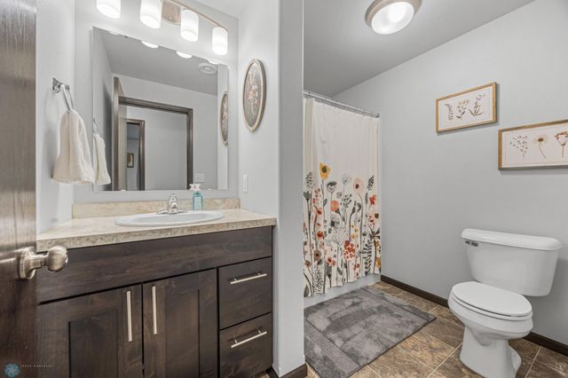 6093 63rd Avenue S, Fargo, ND 58104