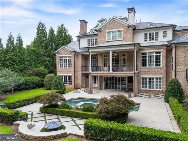 3225 W Paces Park Court NW, Atlanta, GA 30327