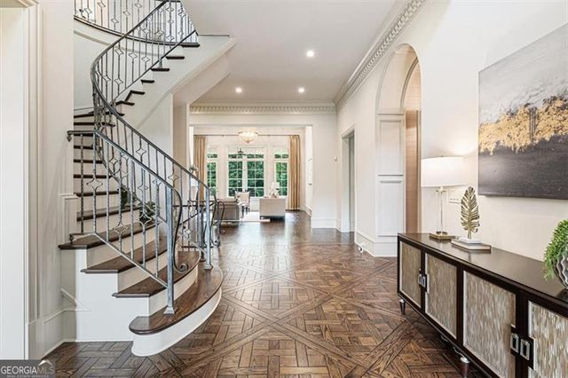 3225 W Paces Park Court NW, Atlanta, GA 30327