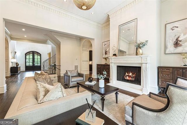 3225 W Paces Park Court NW, Atlanta, GA 30327