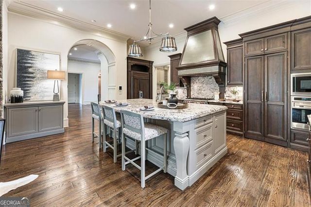 3225 W Paces Park Court NW, Atlanta, GA 30327