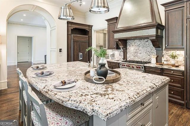 3225 W Paces Park Court NW, Atlanta, GA 30327