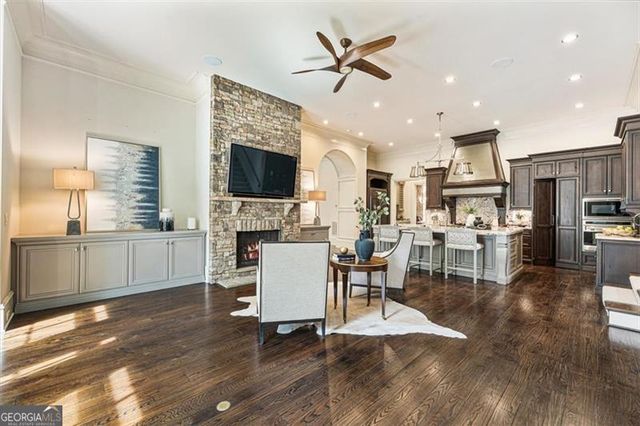 3225 W Paces Park Court NW, Atlanta, GA 30327