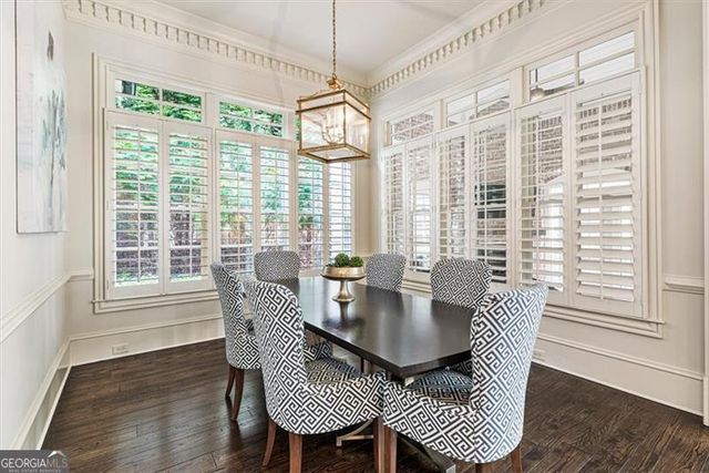 3225 W Paces Park Court NW, Atlanta, GA 30327