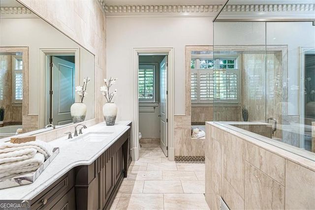 3225 W Paces Park Court NW, Atlanta, GA 30327