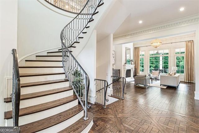 3225 W Paces Park Court NW, Atlanta, GA 30327