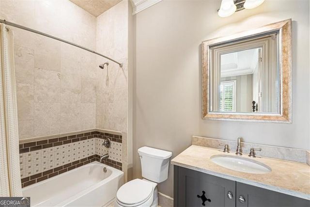 3225 W Paces Park Court NW, Atlanta, GA 30327