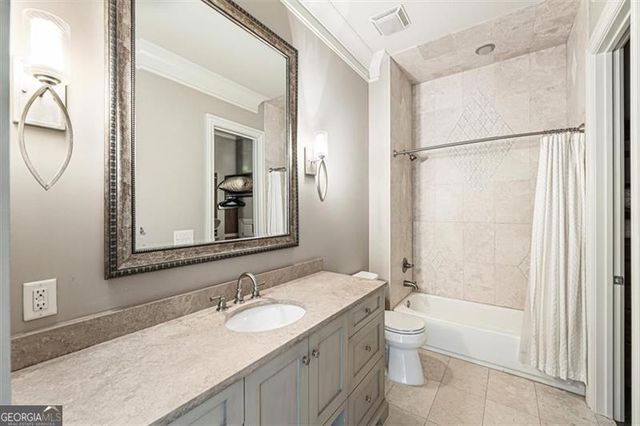 3225 W Paces Park Court NW, Atlanta, GA 30327