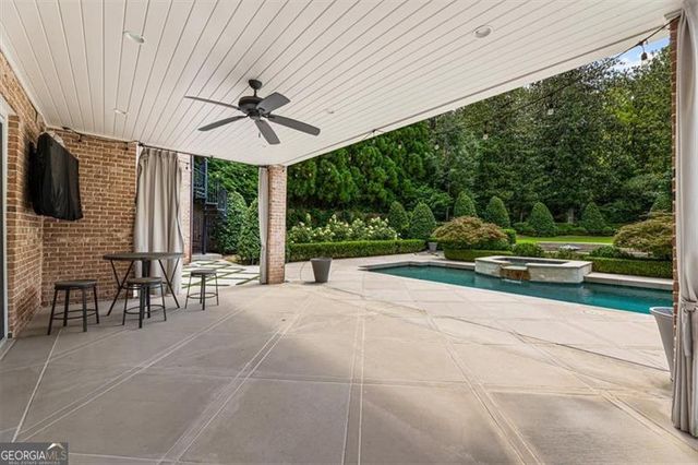3225 W Paces Park Court NW, Atlanta, GA 30327