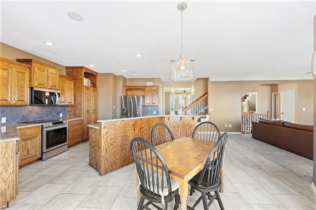 20179 W 108th Terrace, Olathe, KS 66061