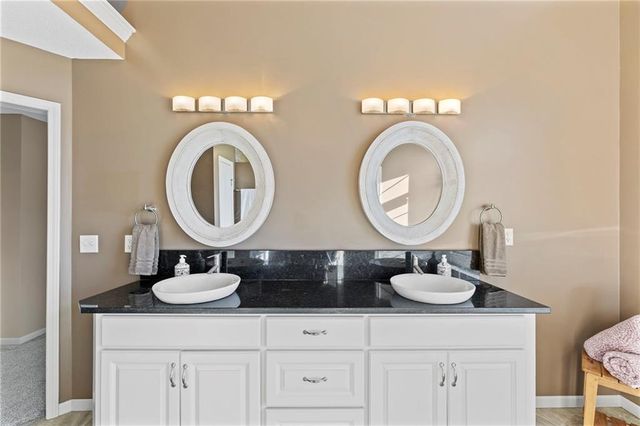 20179 W 108th Terrace, Olathe, KS 66061