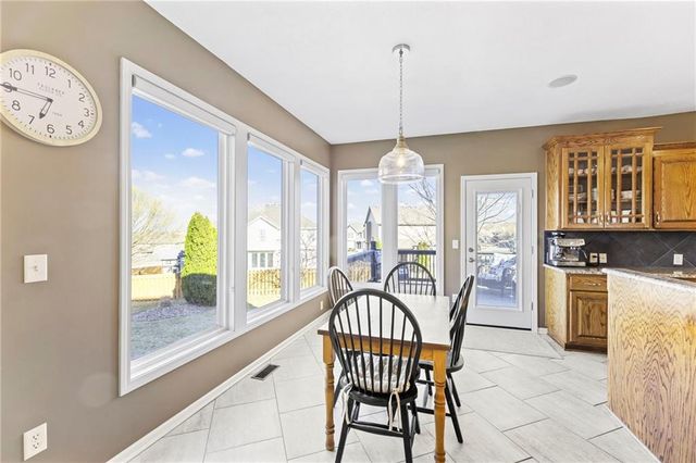 20179 W 108th Terrace, Olathe, KS 66061