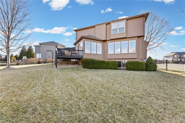 20179 W 108th Terrace, Olathe, KS 66061