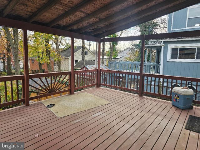 5919 CROWN ST, Capitol Heights, MD 20743