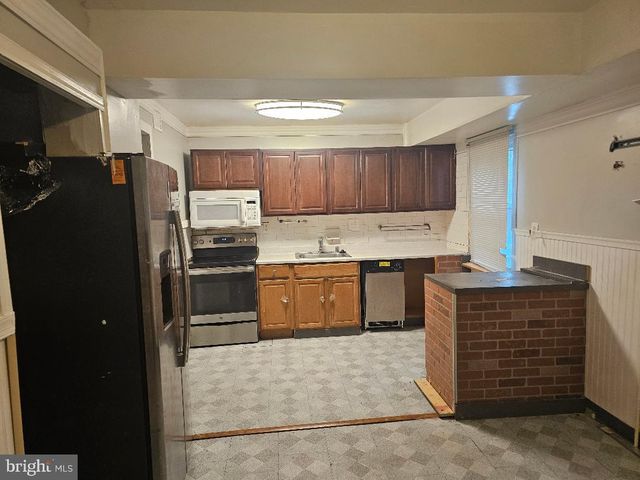 5919 CROWN ST, Capitol Heights, MD 20743