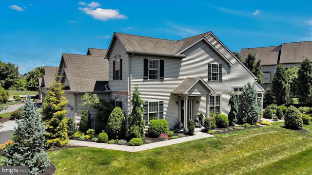 818 BRIAR EDGE CT, Lebanon, PA 17046