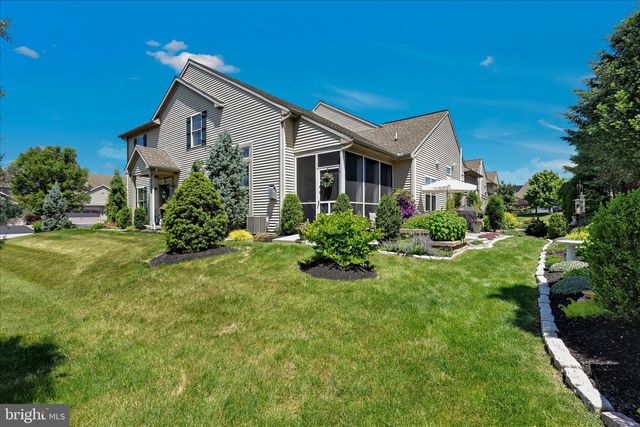 818 BRIAR EDGE CT, Lebanon, PA 17046